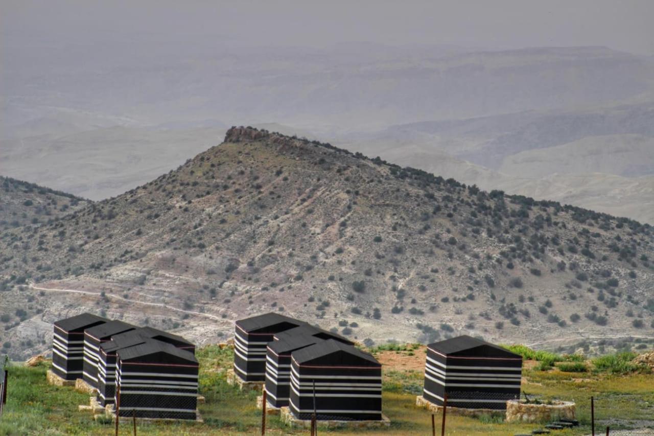 Ein Lahda Camp-Site Hotel Дана Екстериор снимка