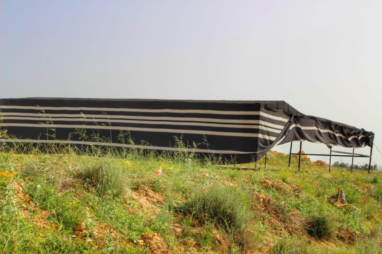 Ein Lahda Camp-Site Hotel Дана Екстериор снимка
