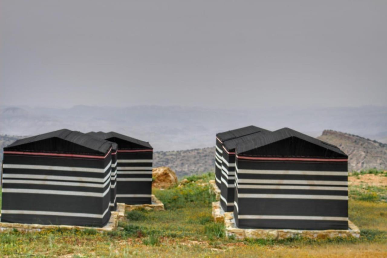 Ein Lahda Camp-Site Hotel Дана Екстериор снимка