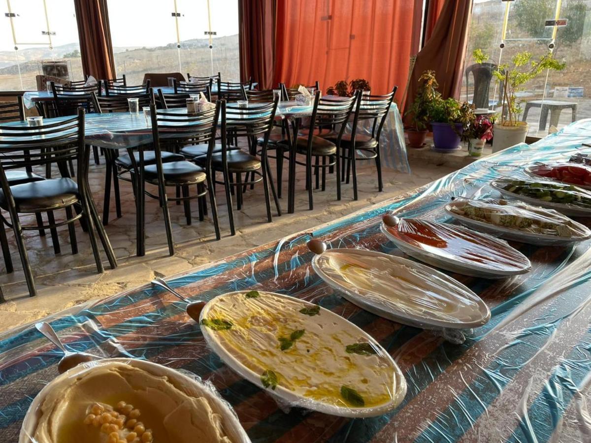 Ein Lahda Camp-Site Hotel Дана Екстериор снимка