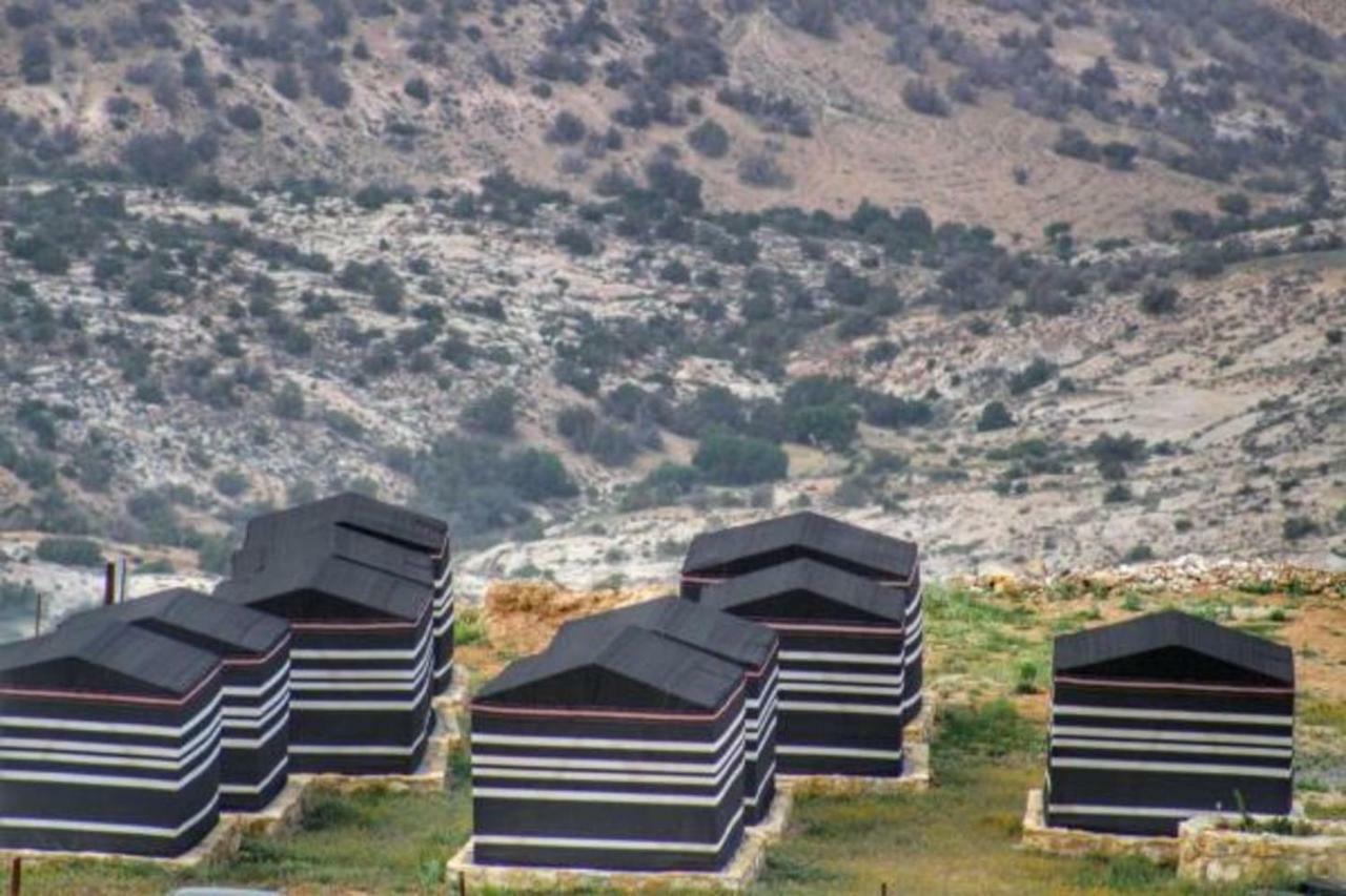 Ein Lahda Camp-Site Hotel Дана Екстериор снимка